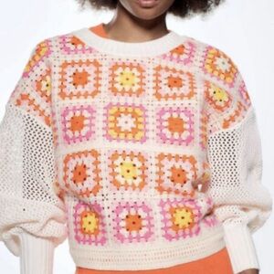 3/$25 🔵Zara chenille crocheted sweatshirt NWT